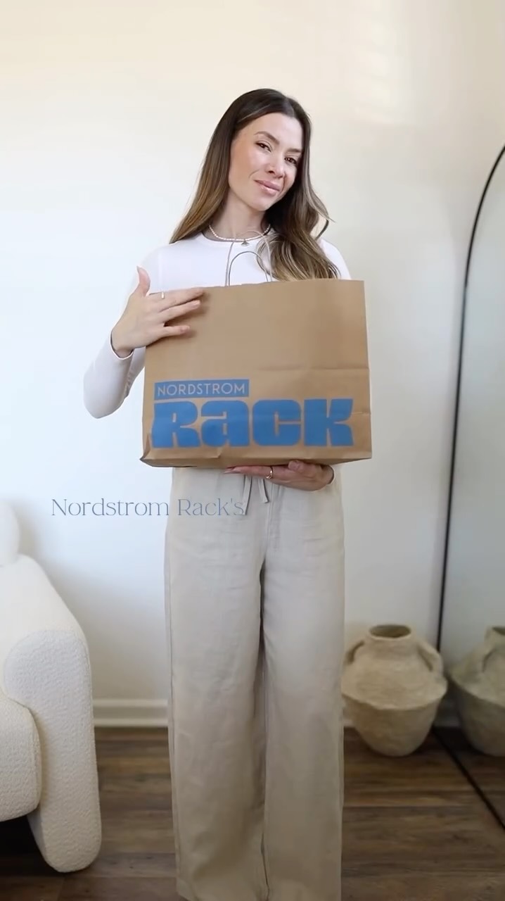 Instagram post by @_pamelaresende for Nordstrom Rack. Caption reads: AD | Nordstrom Rack’s Summer Refresh ☀️🛍️....