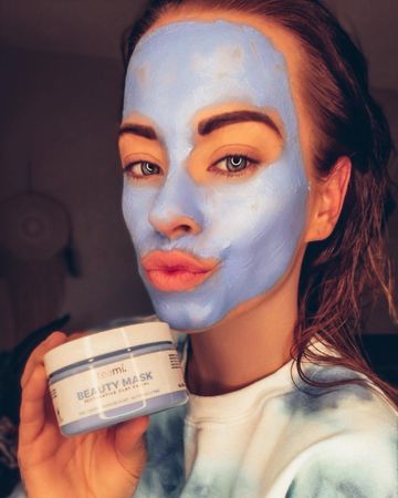 Instagram post by @perfectlykelsey for Teami Blends. Caption reads: As we all know I'm obsessed with my Teami Green....
