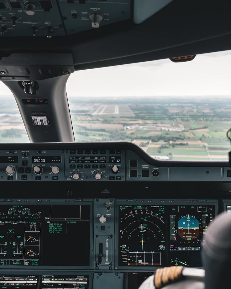 Instagram post by @pilotstories for Nikon DACH. Caption reads: On final approach to Munich Airport! 🛬 This shot....