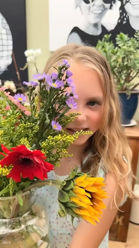 Instagram post by @kazza_balks for Freddie's Flowers. Caption reads: [...] KARONSUMMER and you will receive a....
