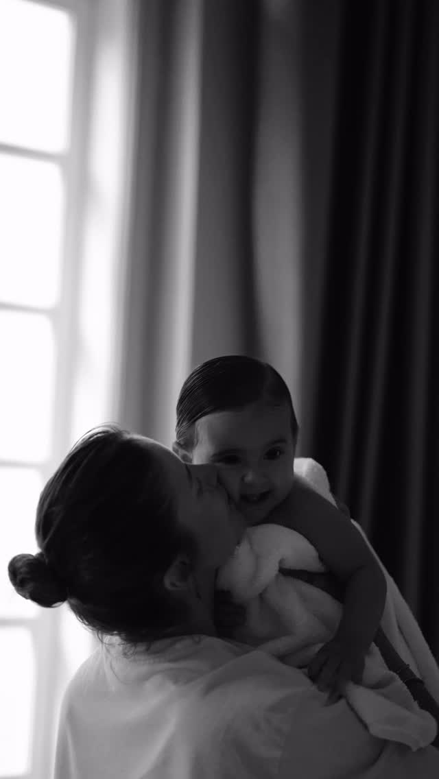 Instagram post by @alinaceusan for Bioderma. Caption reads: Bath-time with Perla, but narrated in true big....