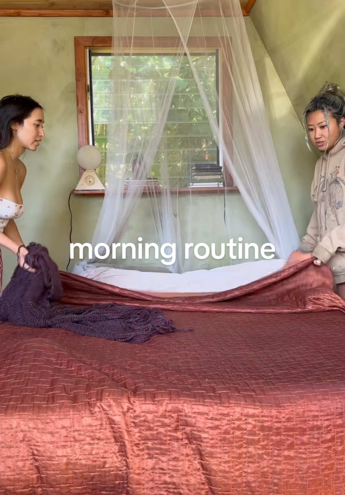 TikTok post by @yaknowme_hitomi222 for Pacifica Beauty. Caption reads: @pacificabeauty hydrodew slime keeping me glowy....