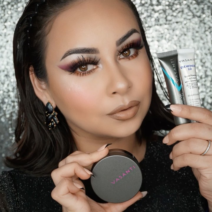 Instagram post by @jesiika89 for vasanticosmetics. Caption reads: With @vasanticosmetics  #vasantipartner I found....
