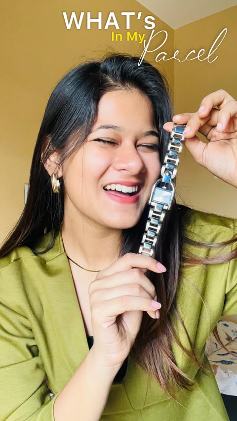 Instagram post by @priyankaa_jena for Fossil. Caption reads: EPISODE 01 - WHAT’s In My Parcel 📦 
@fossil has....