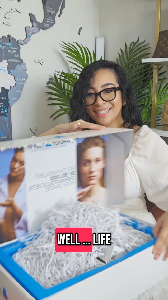 Instagram post by @themomlifevlogs for Paulas Choice. Caption reads: First time doing a PR unboxing video! Should I do....