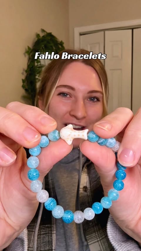 Instagram post by @izzythrills for Fahlo. Caption reads: These bracelets from @myfahlo are such a fun and....