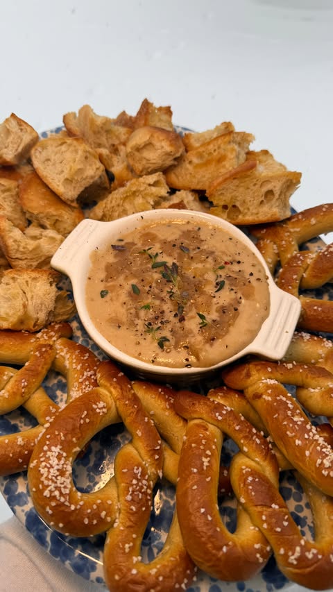 Instagram post by @alltypesofbowls for Tillamook. Caption reads: [...] french onion beer cheese dip made with....