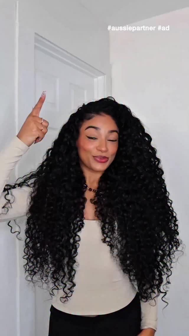 Instagram post by @jasmeannnn for Aussie Hair. Caption reads: #ad #aussieparter Me and @aussiehaircare go wayyyy....