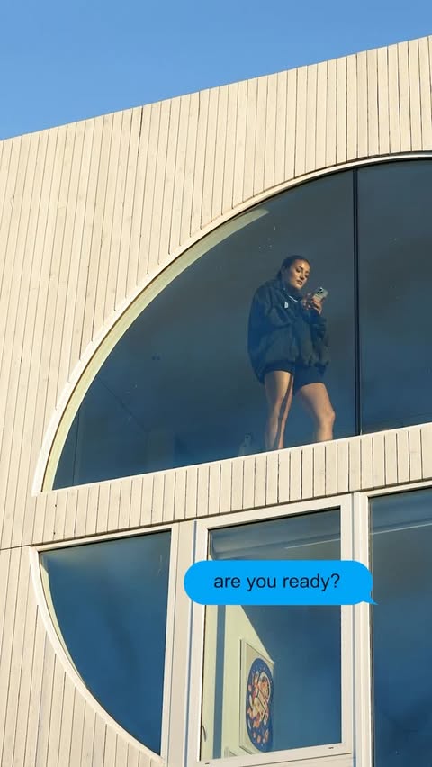 Instagram post by @hauskris for Diet Coke. Caption reads: i don’t think you are @dietcoke.