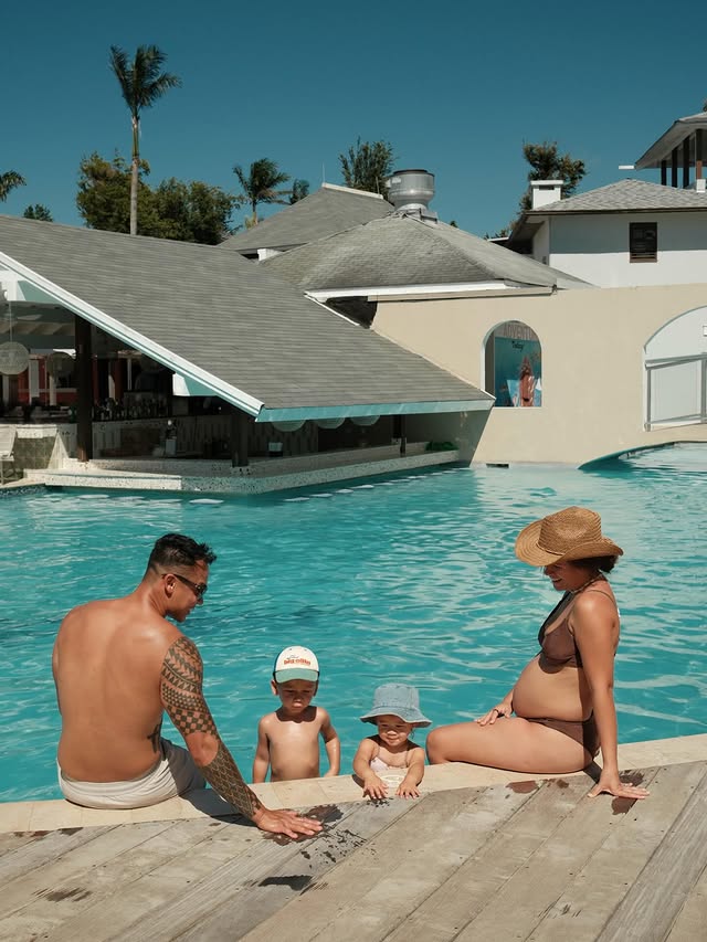 Instagram post by @lauryndoan for Beaches Resorts. Caption reads: [...] to do it again and again now.......