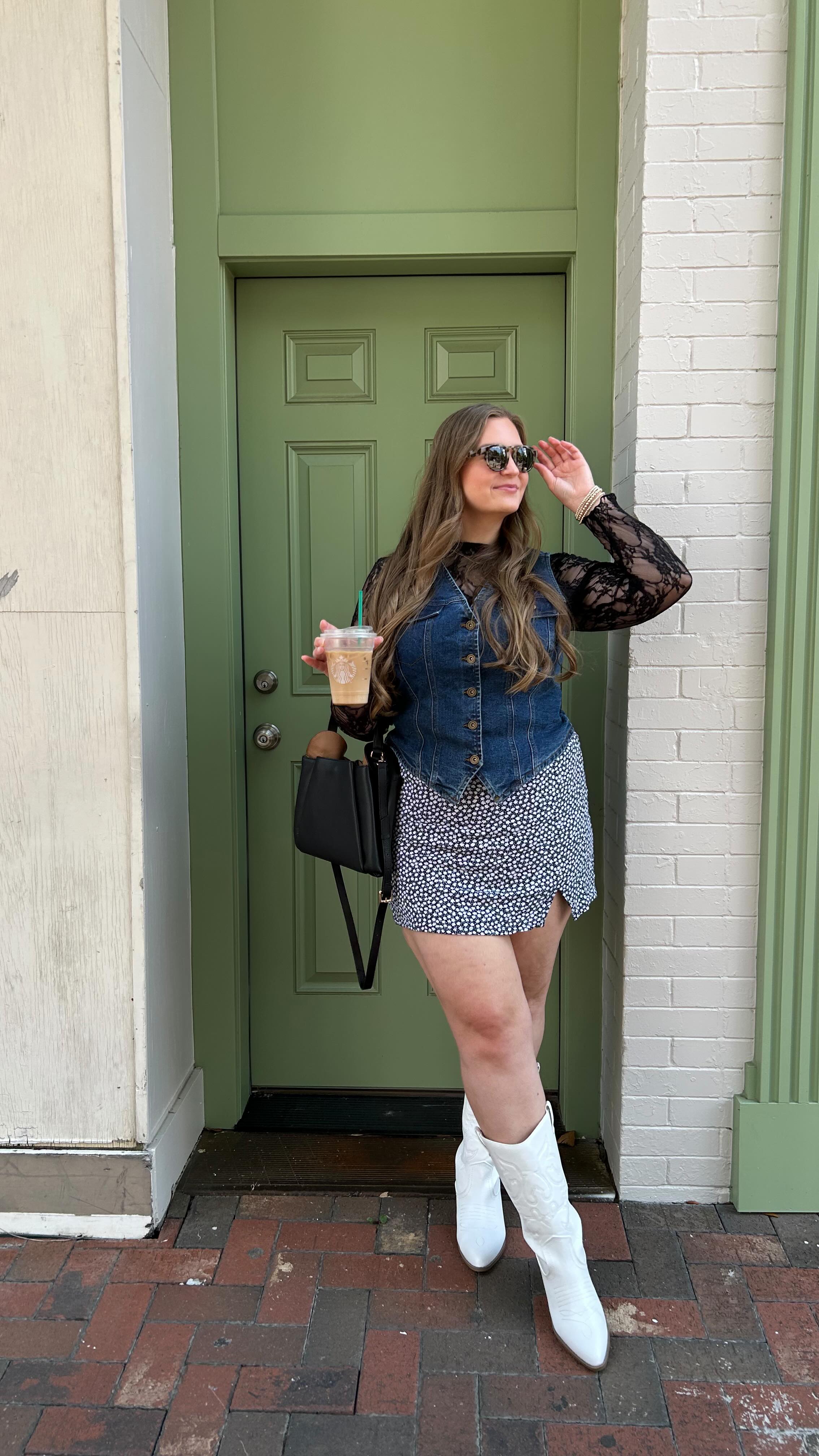 Instagram post by @xomaddiechase for Esembly Baby. Caption reads: Everything is in my Linktree in bio for direct....