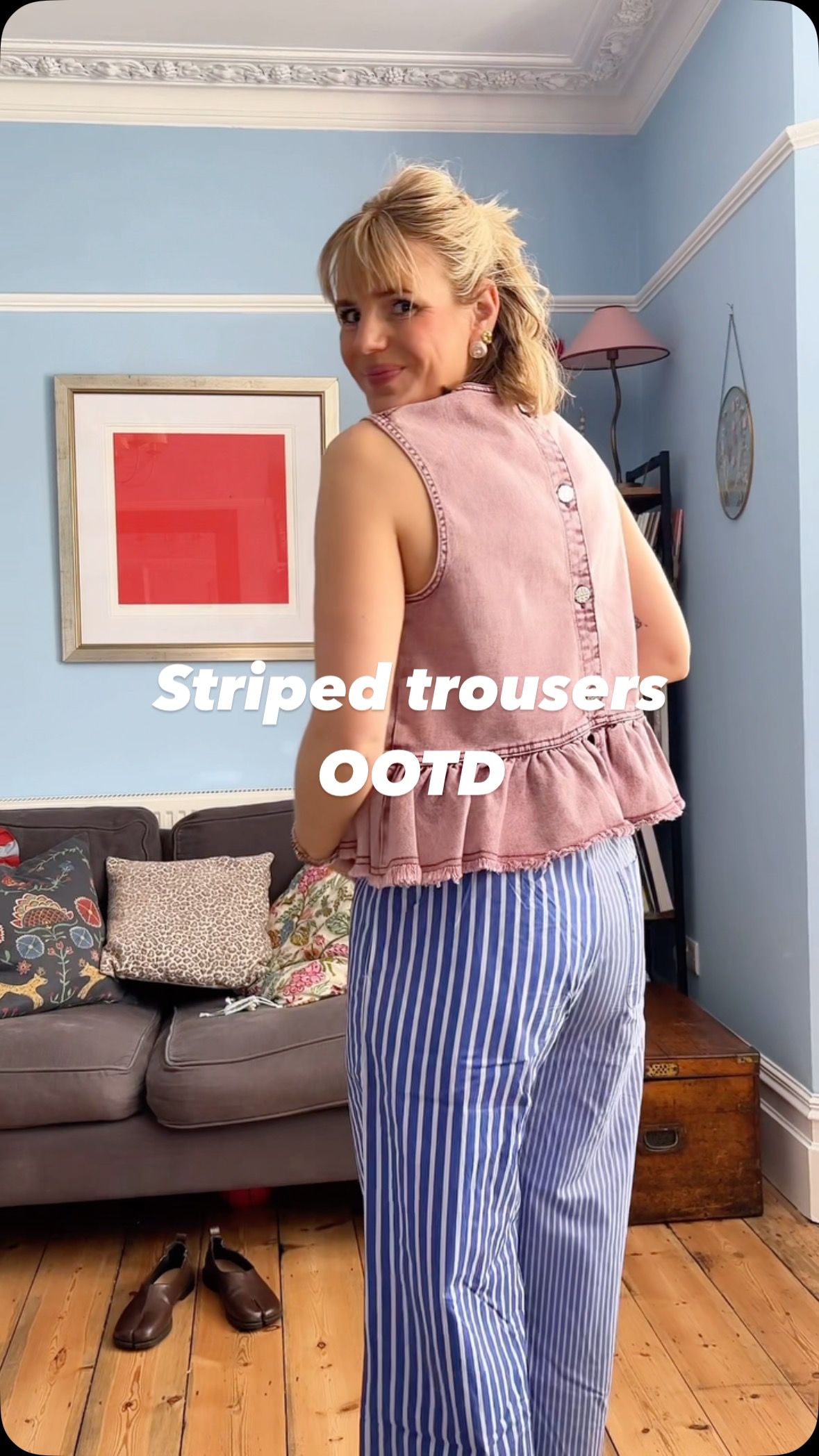 Instagram post by @wearsschatzy for JW PEI. Caption reads: [...] 
Shoes @raboesyofficial 
Bag @jwpei_official....