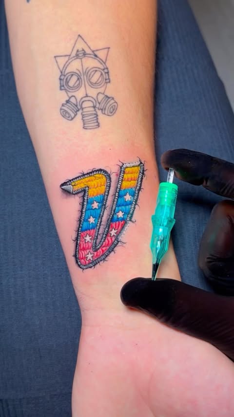 Instagram post by @quotattoo for JCONLY. Caption reads: Venezuela 🇻🇪 Sponsor: @jconly_official.