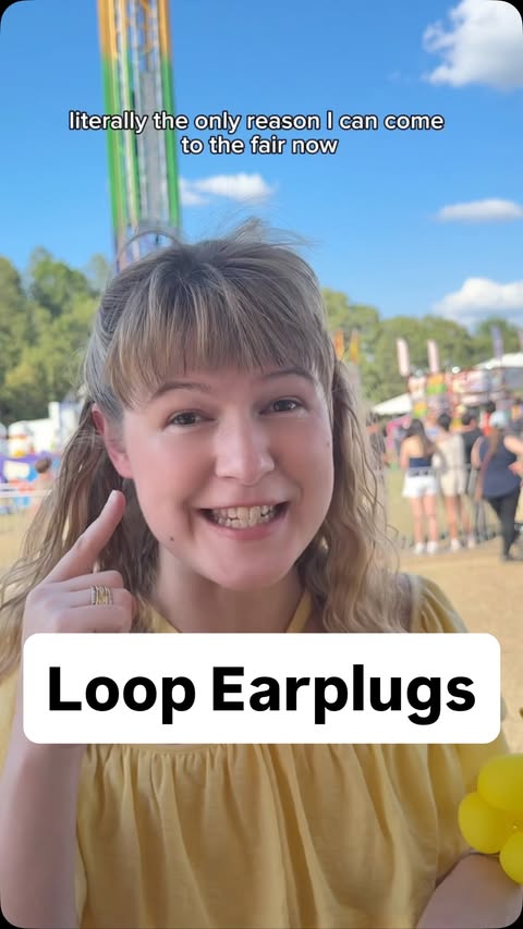 Instagram post by @kaelynnvp for Loop Earplugs. Caption reads: [...] whole time just surviving the noise. Loop....