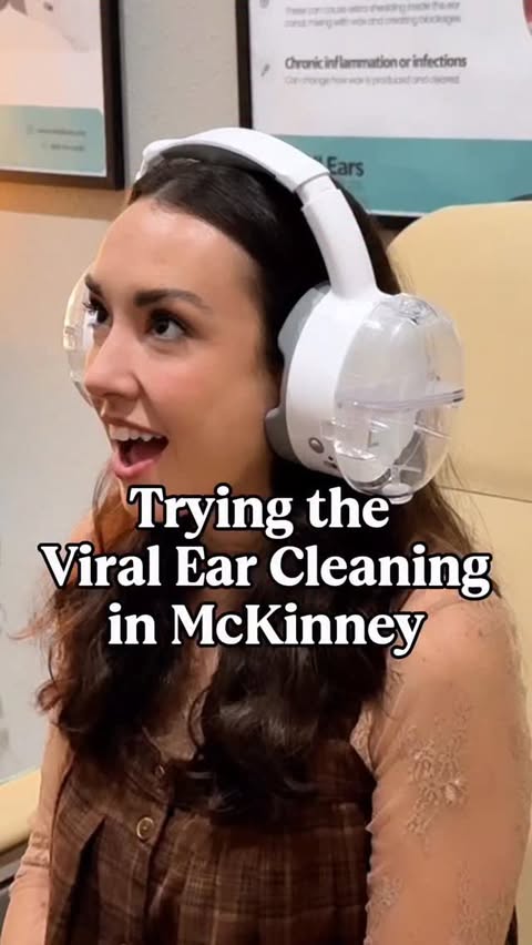 Instagram post by @breshell for OtoSet. Caption reads: [...] ear-cleaning experience by @tryotoset now....