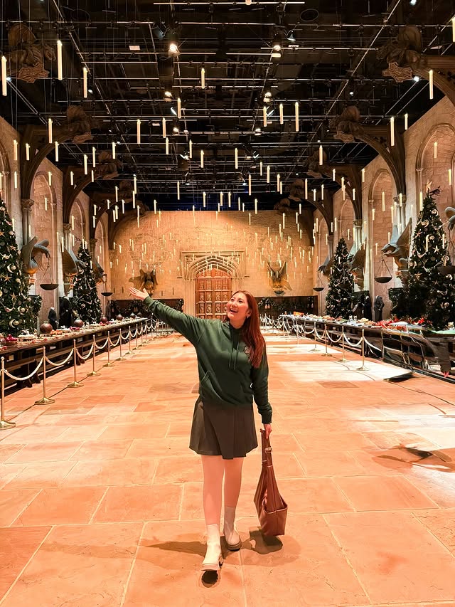 Instagram post by @aliciacho for agoda. Caption reads: 📸 photo dump> Step into the Wizarding World at....