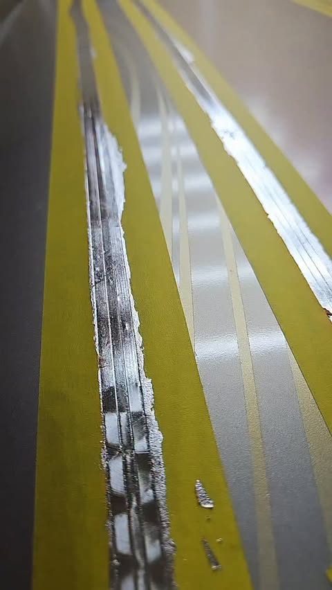 Instagram post by @andyspinstriping for Tropical Glitz. Caption reads: [...] of it to do. 
Silver leaf is from....