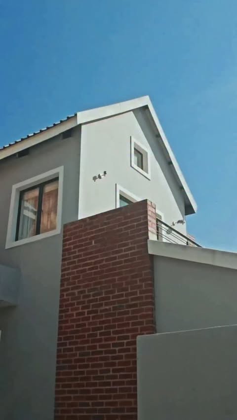 Instagram post by @lungilethabethe for Capitec. Caption reads: [...] that theory to the test at Decorex with....