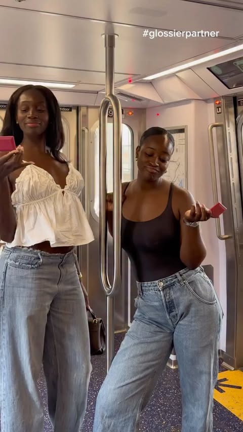 Instagram post by @4inthe5 for Glossier. Caption reads: [...] makeup all in a New York Minute @glossier....