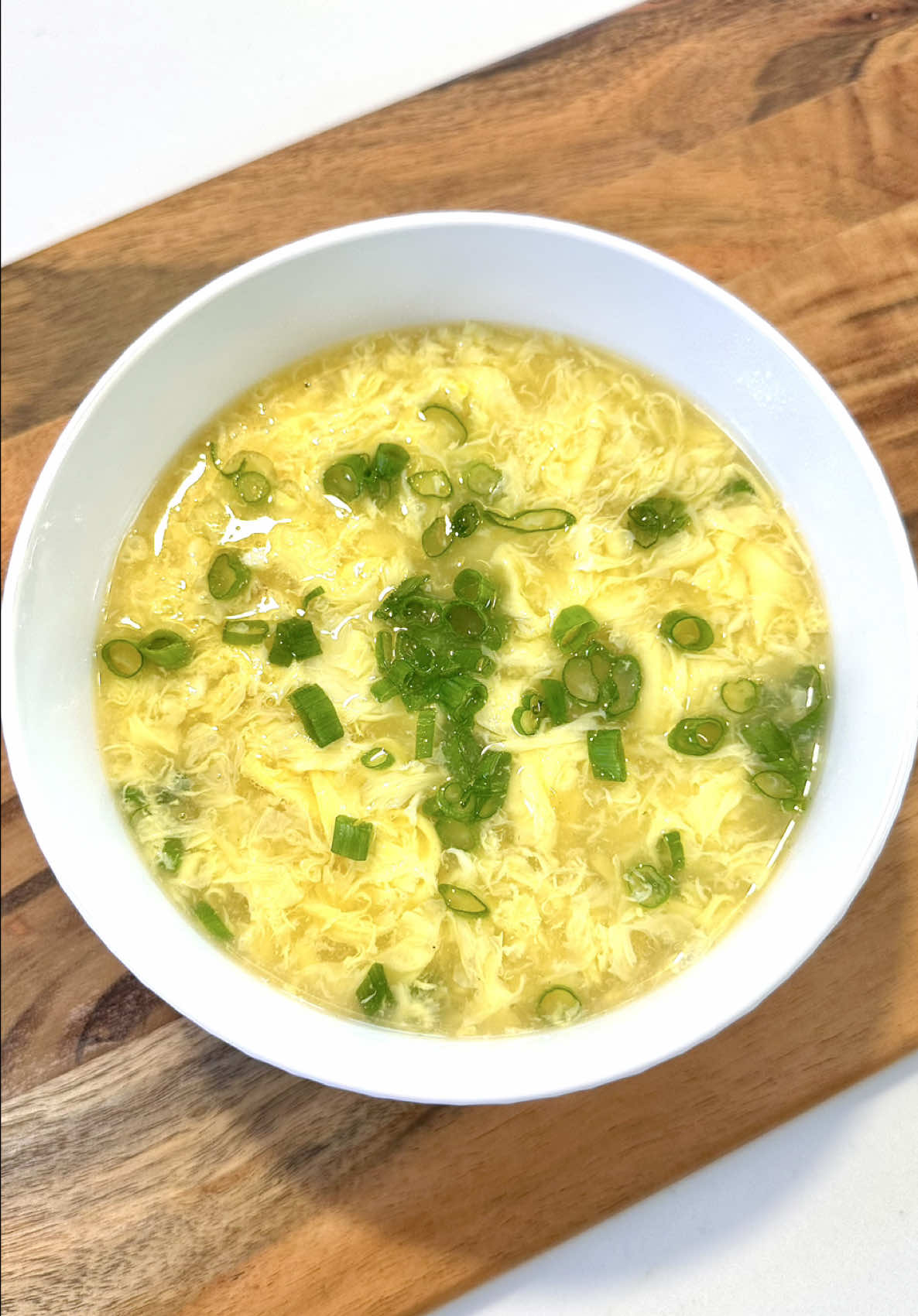 TikTok post by @johnandchelseaa for Knorr. Caption reads: The kids were craving some Chinese Egg Drop Soup....