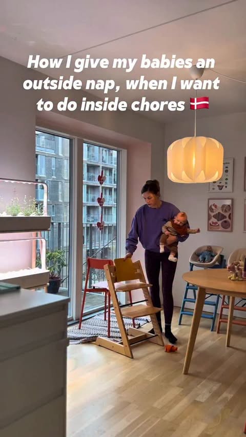 Instagram post by @fleurdellie for DJI. Caption reads: *reklame for @djiglobal ‘s ROMO S robot vacuum.....