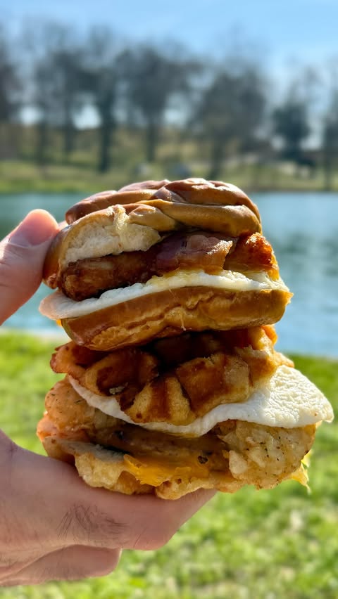 Instagram post by @ohio_munchies for Sheetz. Caption reads: #ad grab Sheetz + picnic at the park = easy date....