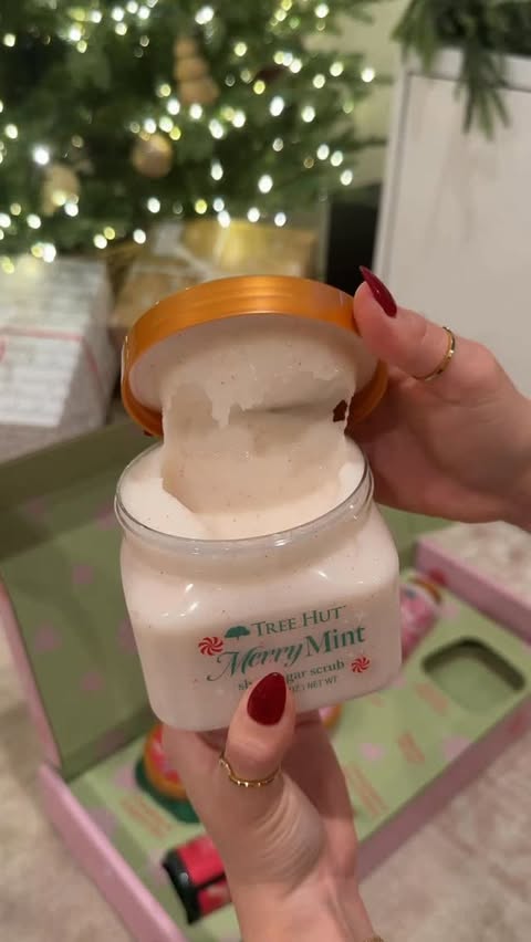 Instagram post by @tia.taks for Truvani. Caption reads: Part 2 of unboxing my pr, the ASMR!!!😮‍💨 So....