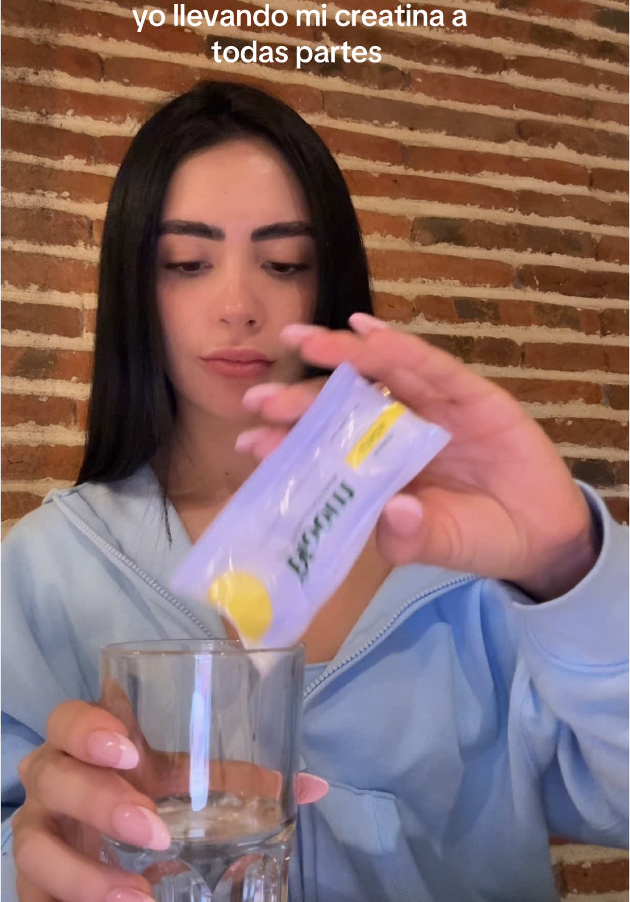 TikTok post by @amarantavp_ for Bloom Nutrition. Caption reads: 🙂‍↔️🙂‍↔️🙂‍↔️ @Bloom Nutrition #bloompartner....