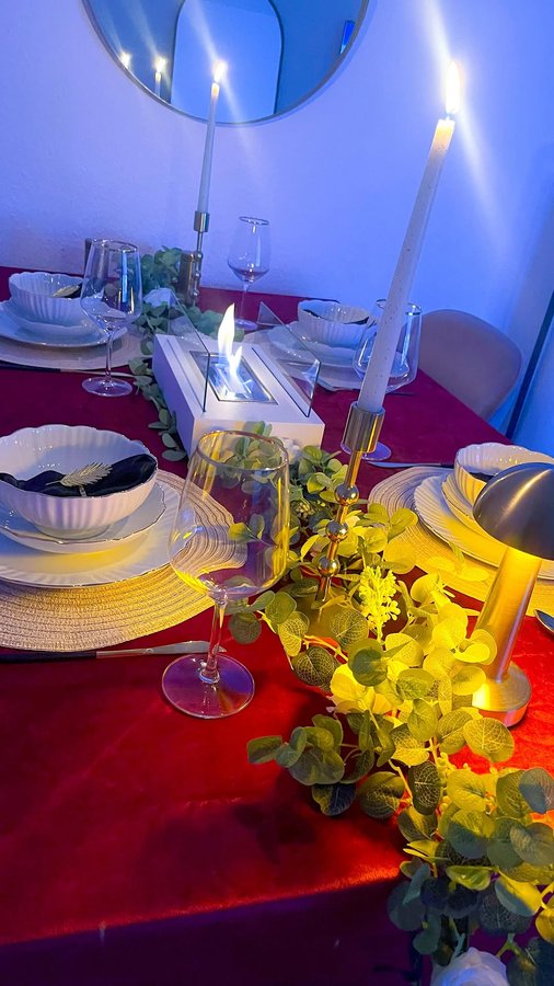 Instagram post by @celin_life for Joom. Caption reads: ❤️❤️
الزينة كلها من joom😍🔥
كود الخصم : Celin....