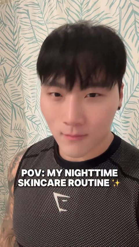 Instagram post by @thekoreanhulk for LaRochePosayUS. Caption reads: Something about doing skincare before bed is so....
