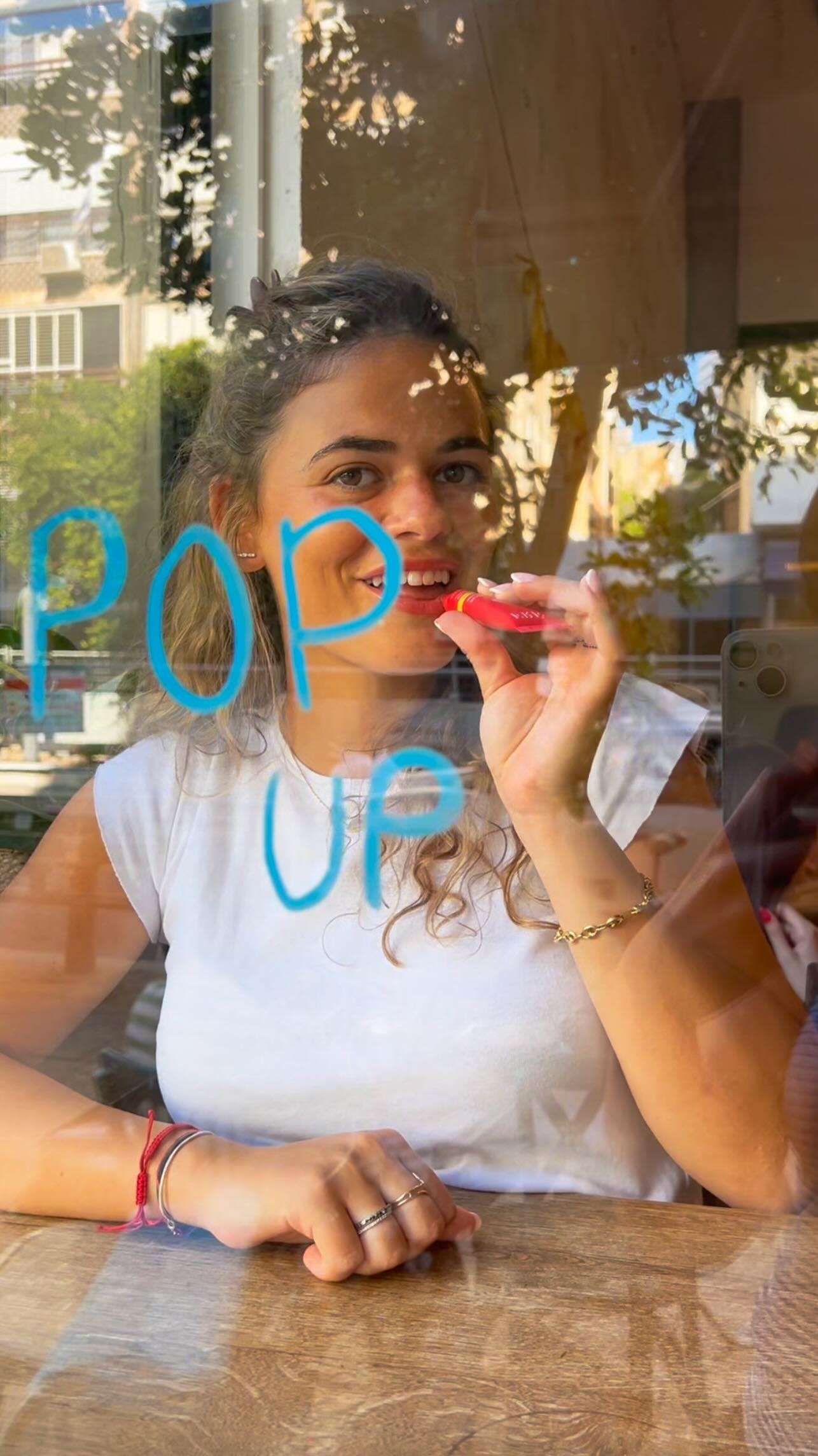 Instagram post by @cafexoho for Freskincare. Caption reads: Hey FRÉnds, we’ve got something special....