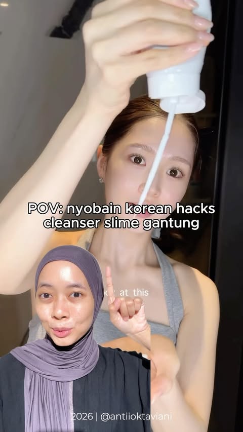 Instagram post by @antiioktaviani for Facerinna. Caption reads: [...] selain bersihin facial wash dari....