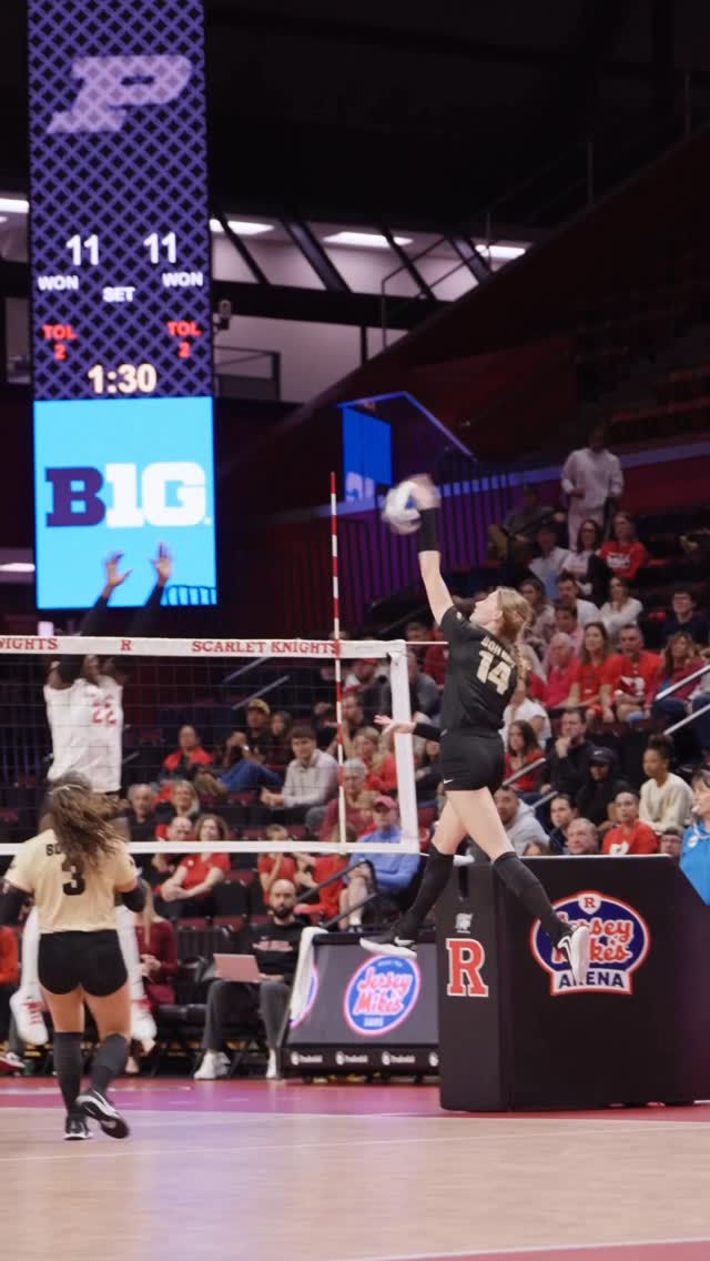 Instagram post by @volleyballworldusa for Gatorade. Caption reads: Grace Heaney has a game-high 1️⃣2️⃣ kills for....