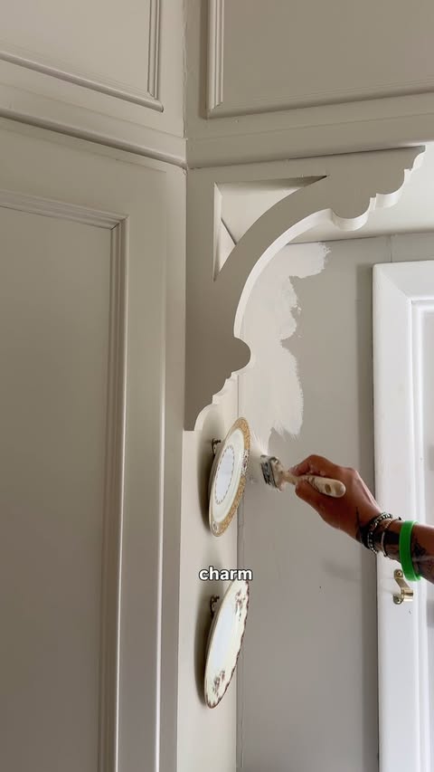 Instagram post by @everythingerin for Benjamin Moore. Caption reads: [...] And with over 3,500 shades from....