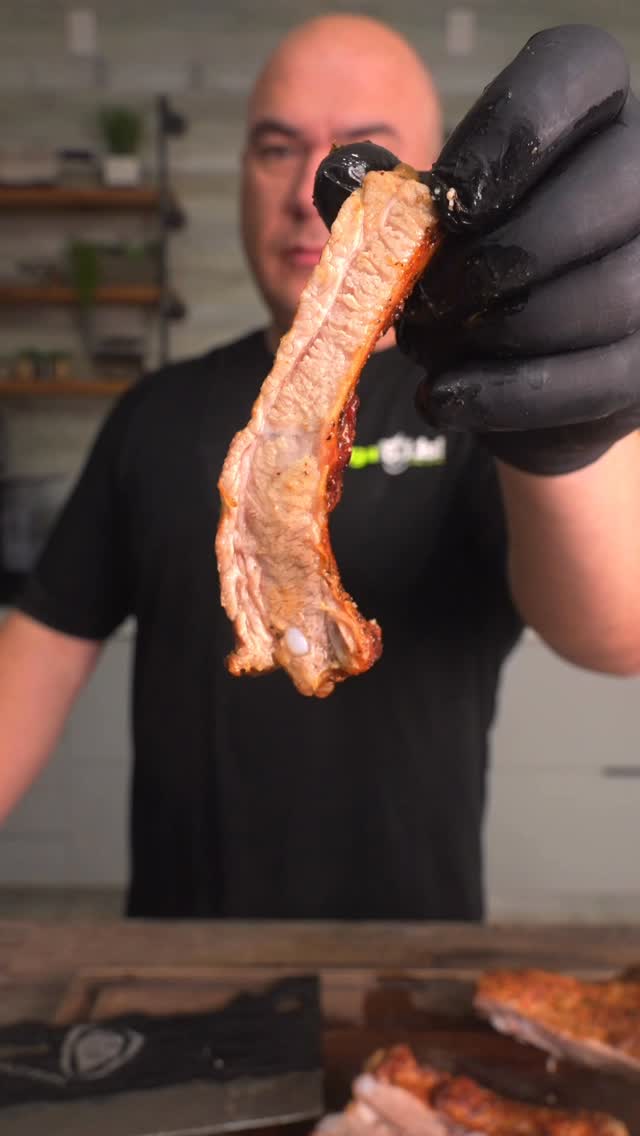 Instagram post by @gugafoods for Dalstrong. Caption reads: Is it what I think it is?.