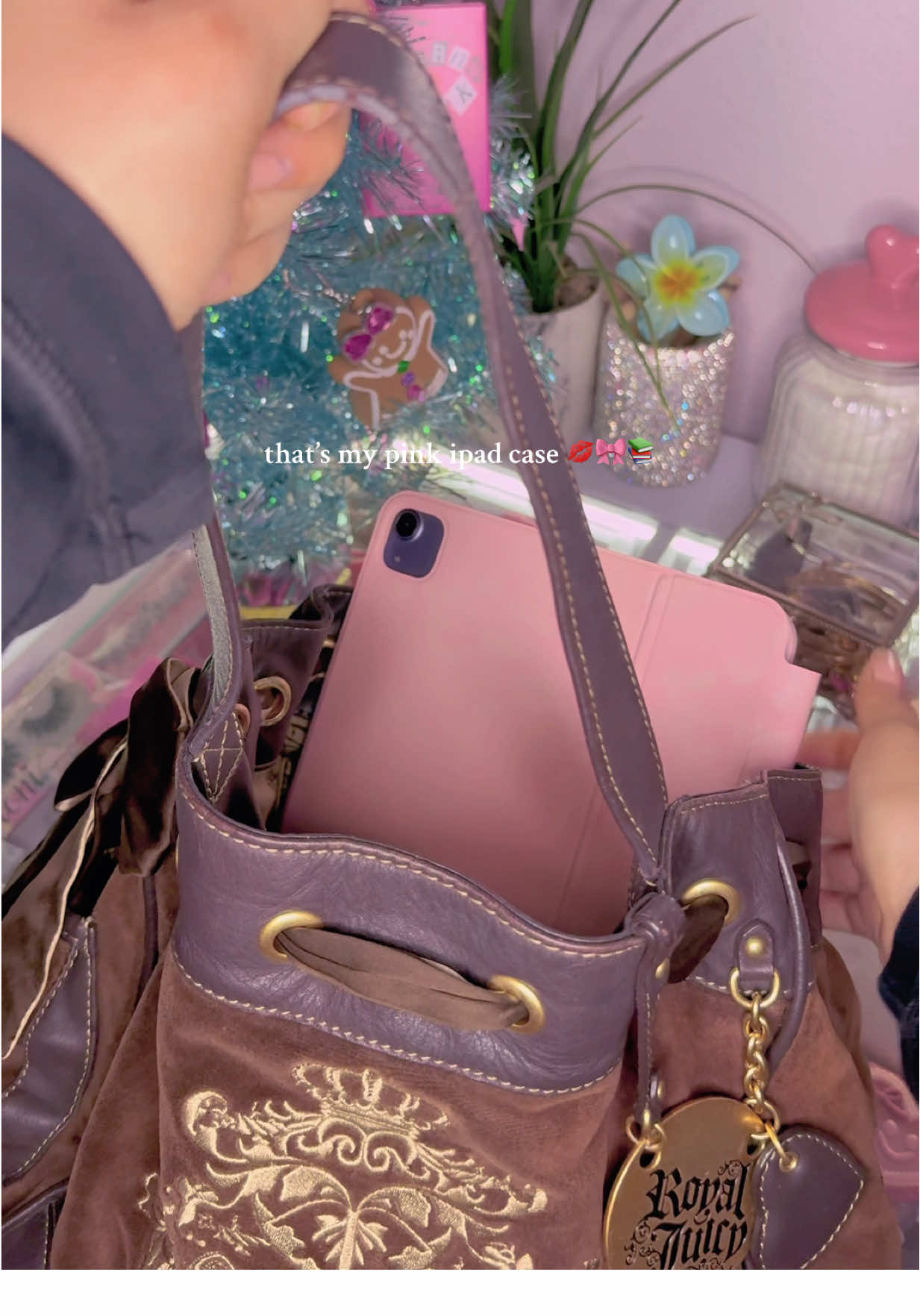 TikTok post by @eymxluv for Typecase. Caption reads: [...] #fyp #ipadkeyboard #fypシ #fypシ゚viral....