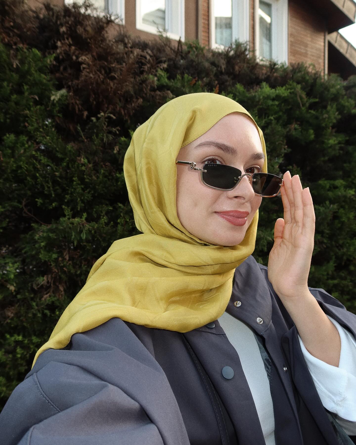 Instagram post by @suhedaaat for Imannoor. Caption reads: Eslem’le geçirdim tüm günümü öyle iyi geldi ki....