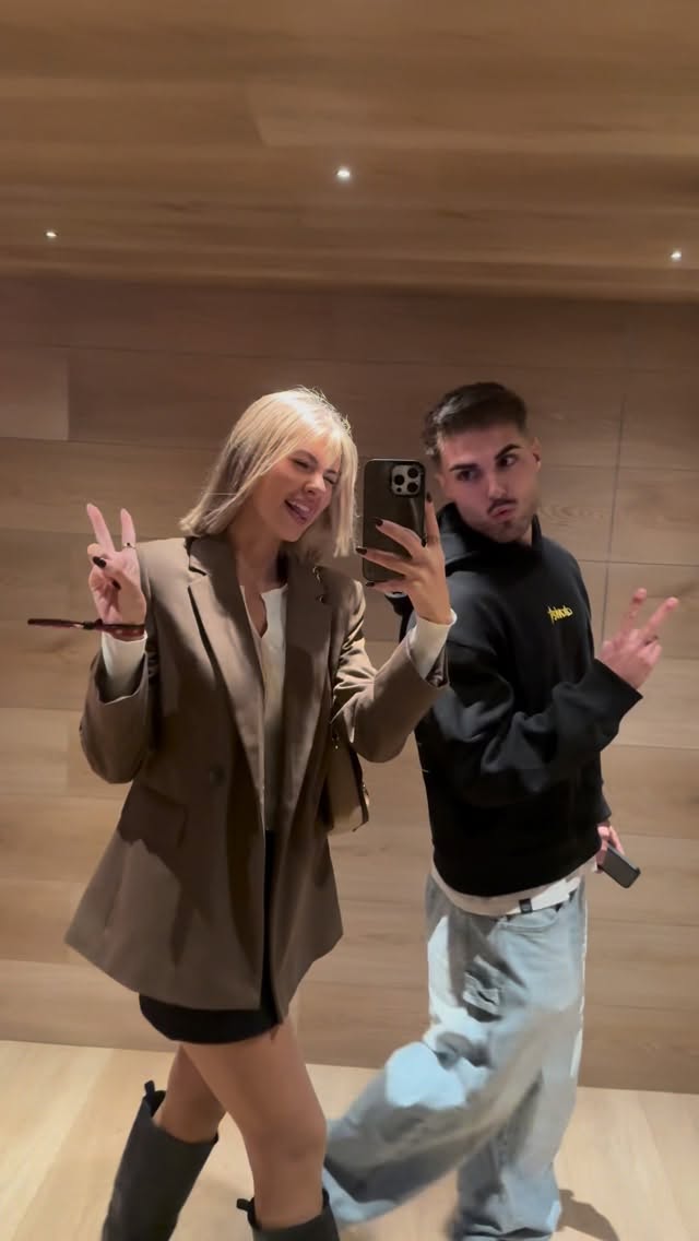 Instagram post by @arpalandrea for eFootball. Caption reads: [...] podido vivir este partidazo gracias a....