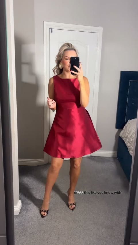 Instagram post by @oordinary_gal for Vavavoom. Caption reads: @vavavoom_ie  Black Friday has arrived 😍 

What’s....