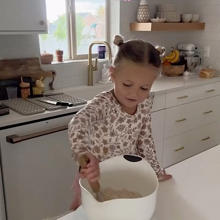 Instagram post by @regangilster for Bake from Scratch. Caption reads: Making spring crackers with @thebakefeed 🐰🌸🦋 I....