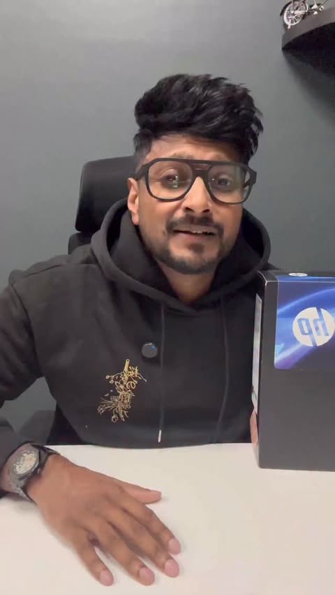 Instagram post by @ahmadalkaashekh for Intel. Caption reads: [...] work. The HP OmniBook Ultra Flip 14 with....