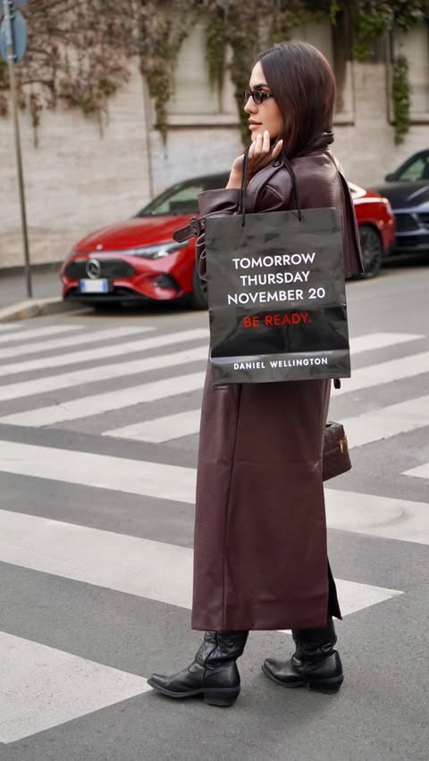 Instagram post by @frapassion for Daniel Wellington. Caption reads: One day before Black Week starts, 
✨ *UP TO 50%....