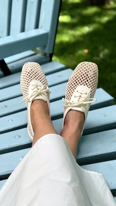 Instagram post by @georgeta.dinca for VIVAIA. Caption reads: [...] 🍋☀️ These lovely Carey flats from....
