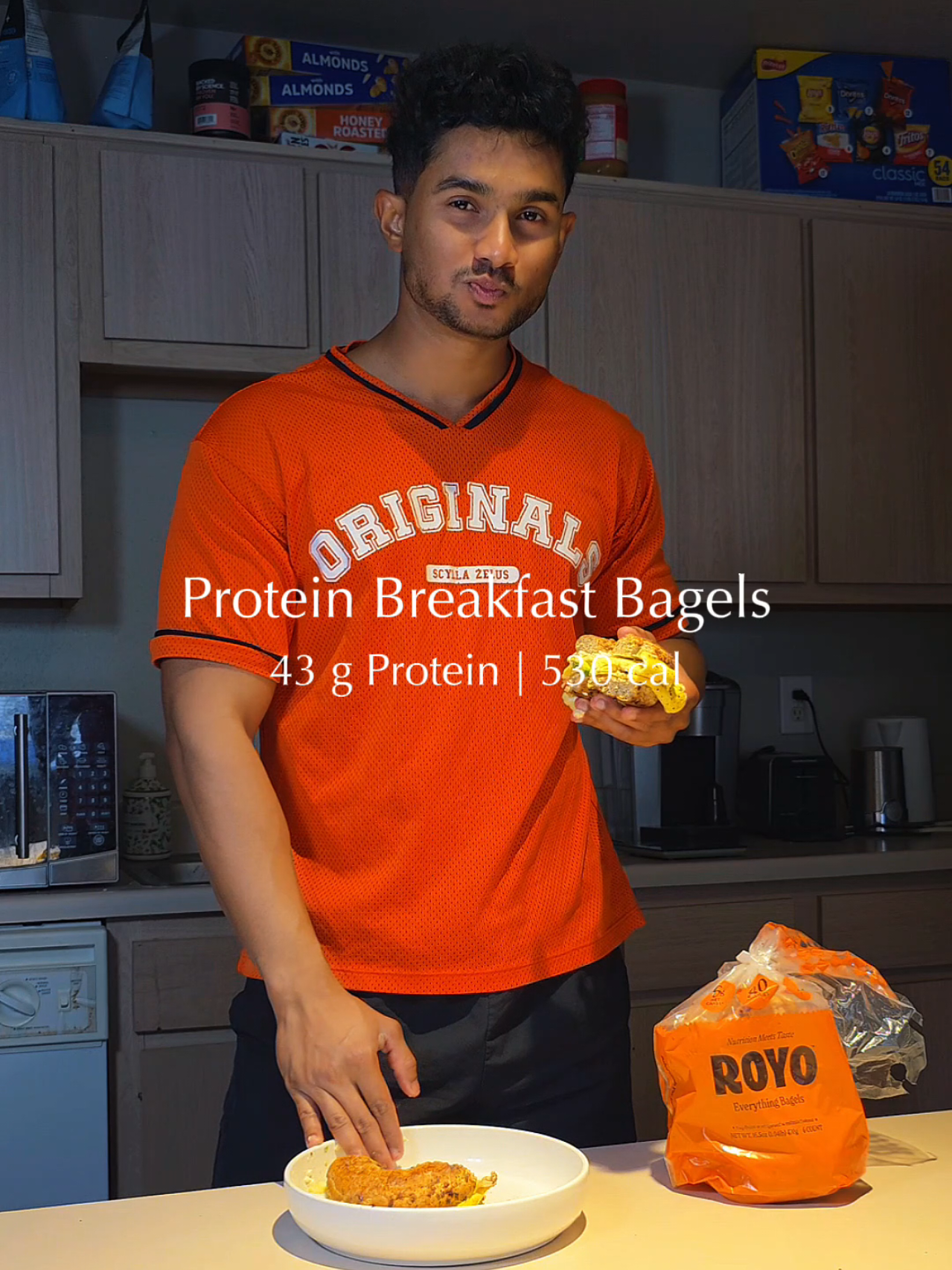 TikTok post by @lakshitha_madalagama for Eat Royo. Caption reads: Protein-Packed Breakfast Bagel 🥯🍳💪 1 @EATROYO....