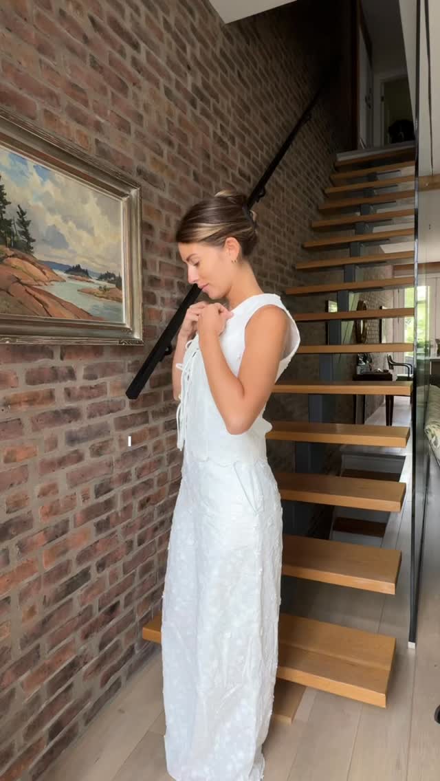 Instagram post by @marinarossa for Monos. Caption reads: loves a @monostravel matching set 💃🏼

 #monos....