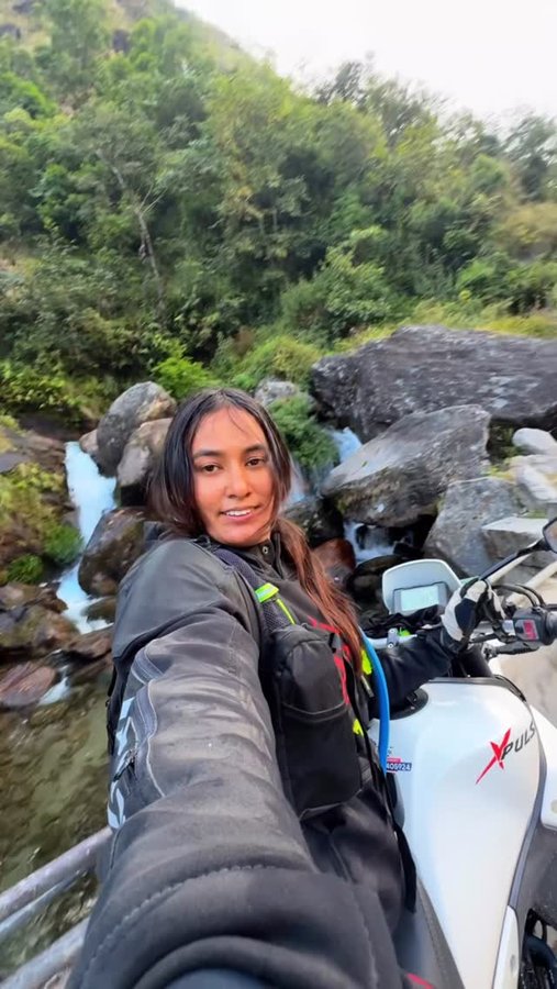 Instagram post by @susmitaadh_ for Hero MotoCorp. Caption reads: Manang♥️.