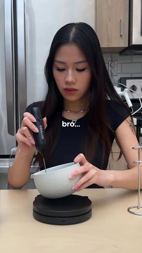 Instagram post by @aloeson for Osulloc. Caption reads: Making my everyday matcha latte with....