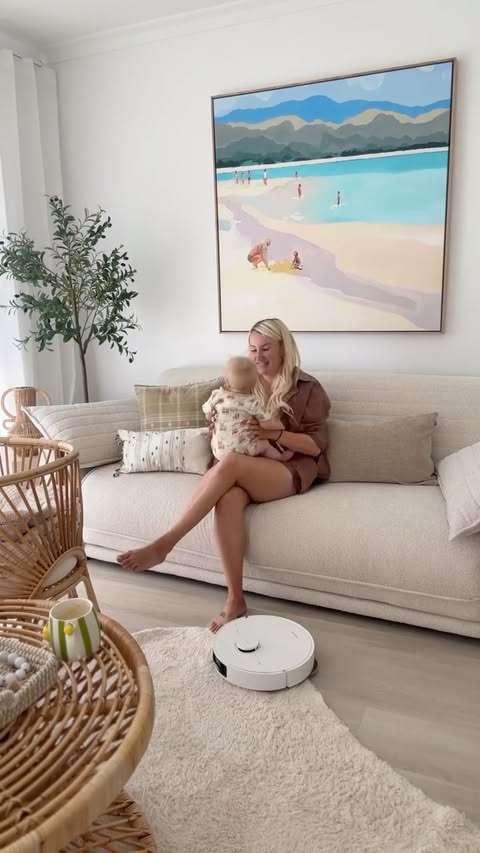 Instagram post by @riverwildw for Dreame. Caption reads: [...] we just talk about my new housekeeper....