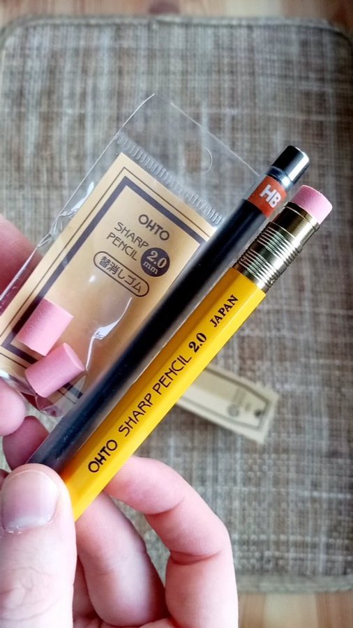 Instagram post by @my_travelers_notebook for Ellington Pens. Caption reads: simply gorgeous💛 code TRAVEL for 10% savings for....