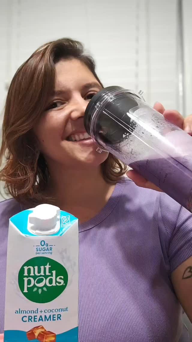 Instagram post by @gringagoiana for nutpods. Caption reads: Turning simple drinks into something extra.....